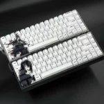 black-white-samurai-oem-keycap-set-upfront3