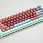 aries-burgundy-oem-keycap-set-side5