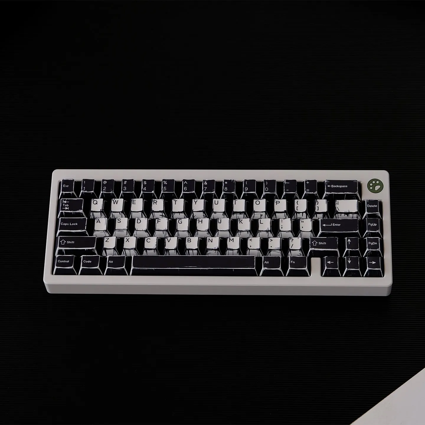 black-white-comics-oem-keycap-set-upfront