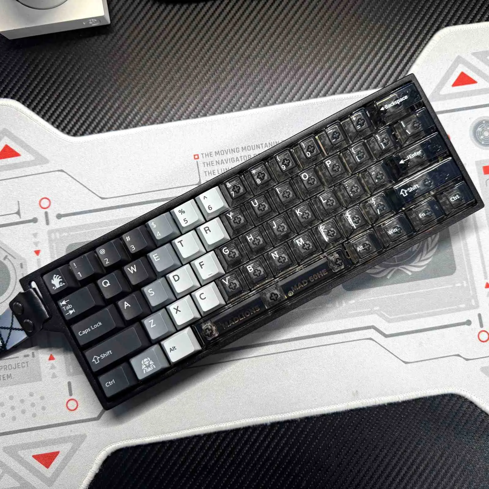 final-tomb-keycap-set-cover