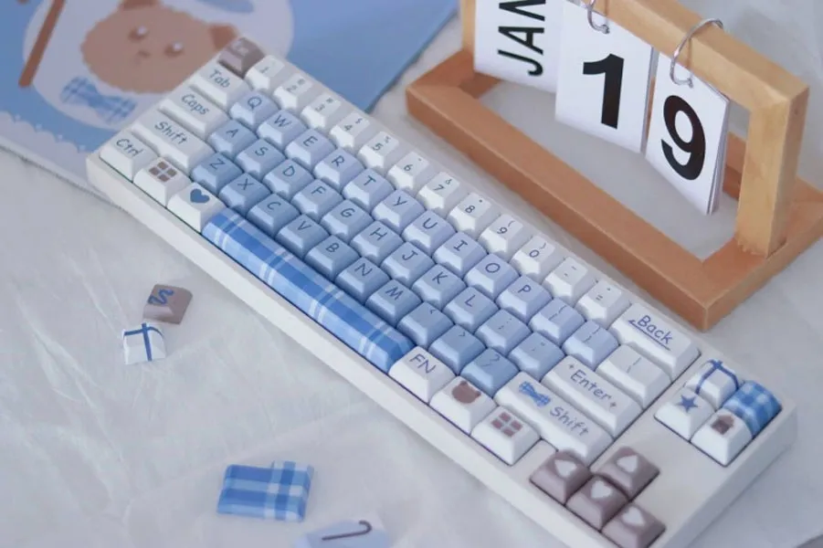 gentleman-bear-kca-keycap-set-cover