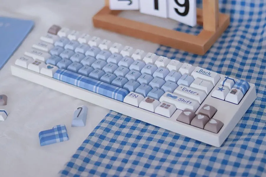 gentleman-bear-kca-keycap-set-side