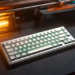 iridescent-pearl-oem-minimal-keycap-set-side3