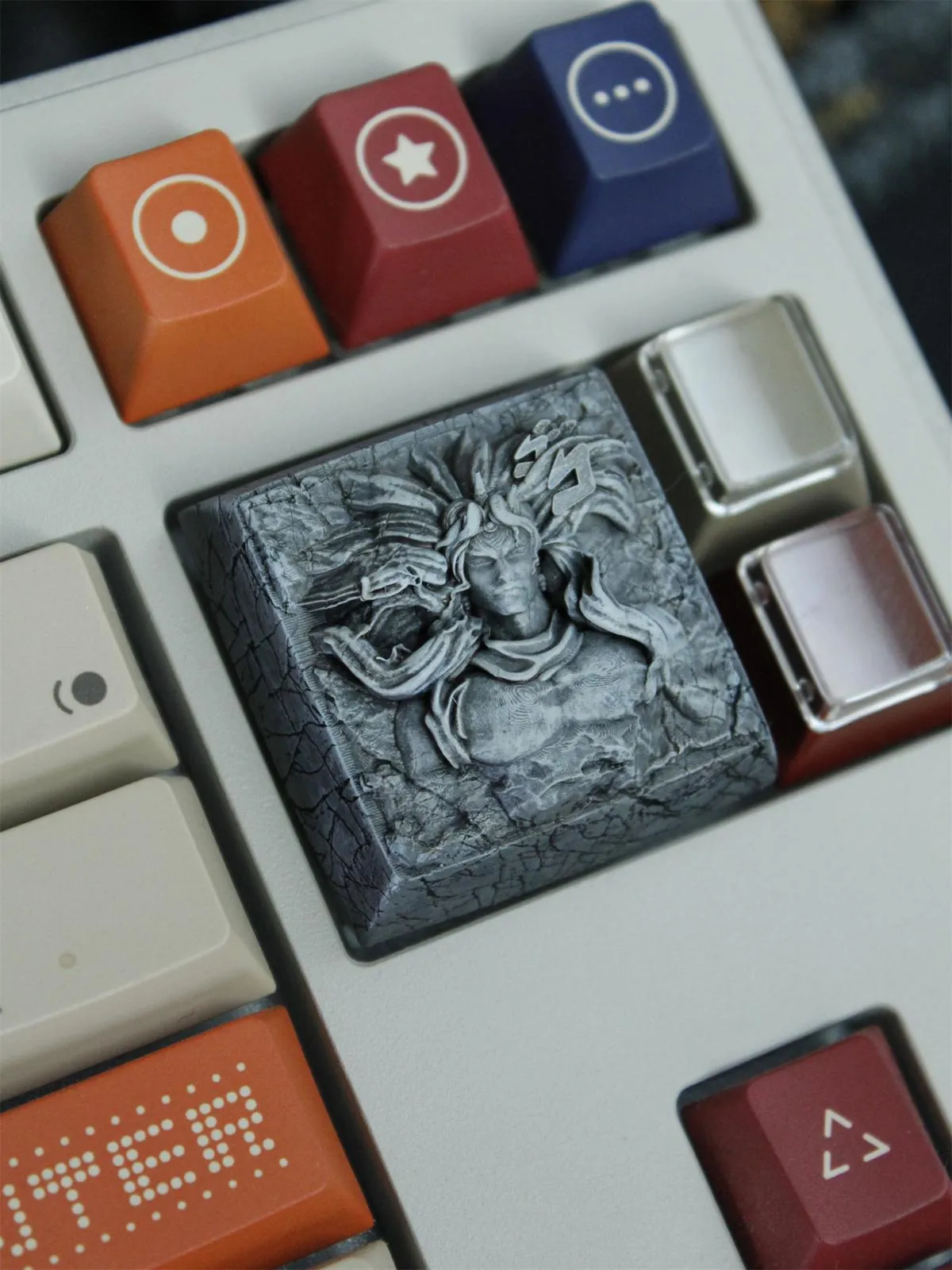 jojos-bizarre-adventure-kars-keycap-side