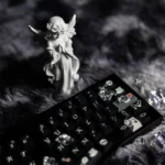 little-devil-oem-keycap-set-side3