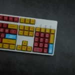 marvel-iron-man-oem-keycap-set-front2