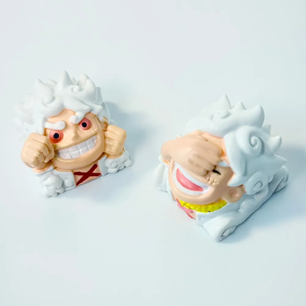 one-piece-nika-monkey-dluffy-keycaps-front