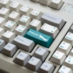 retro-peacock-oem-keycap-set-front