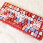 sweet-strawberry-garden-oem-keycap-set-side