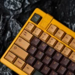 taurus-van-gogh-yellow-oem-keycapset-side