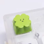 adorable-clover-keycap-cover