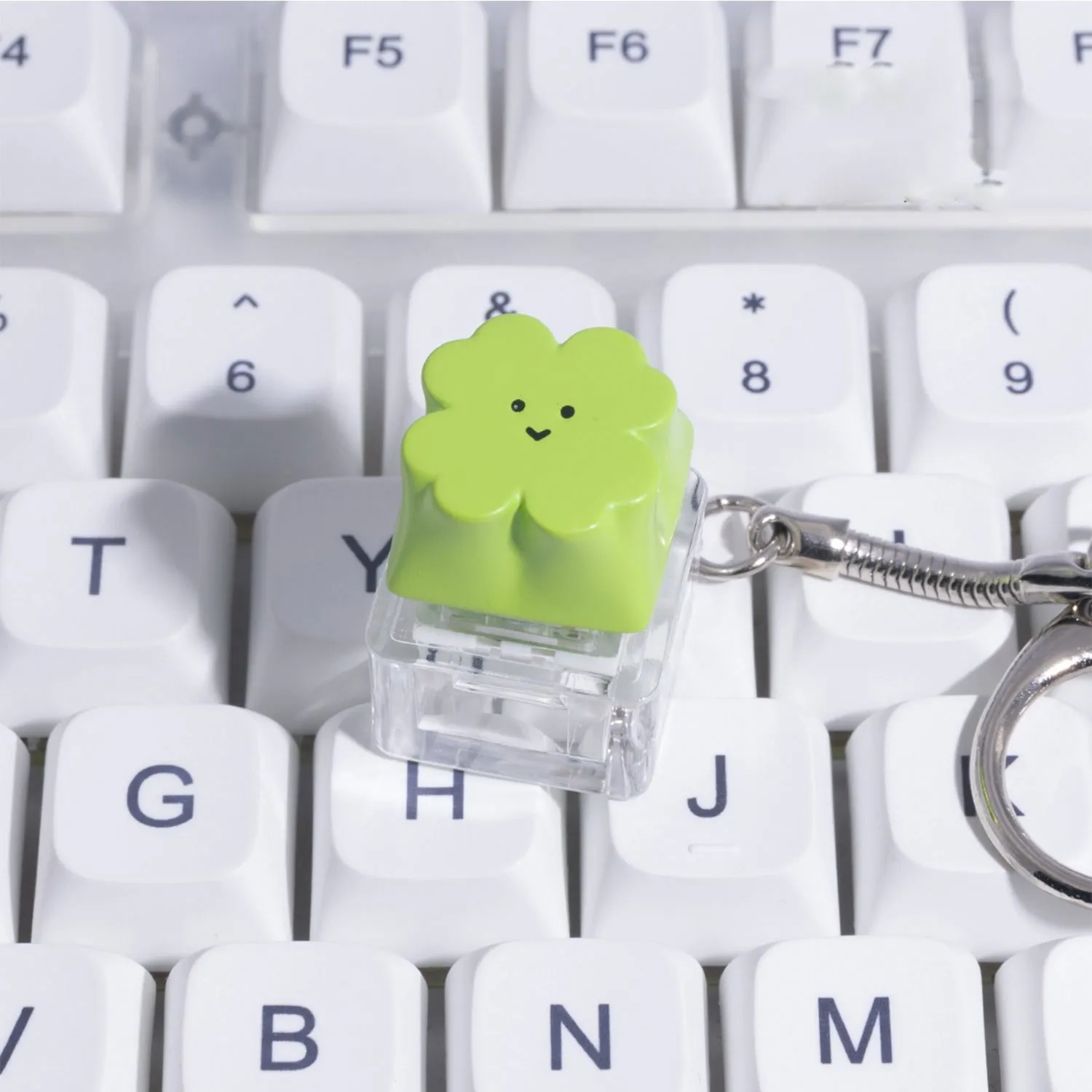 adorable-clover-keycap-front