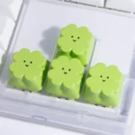 adorable-clover-keycap-side
