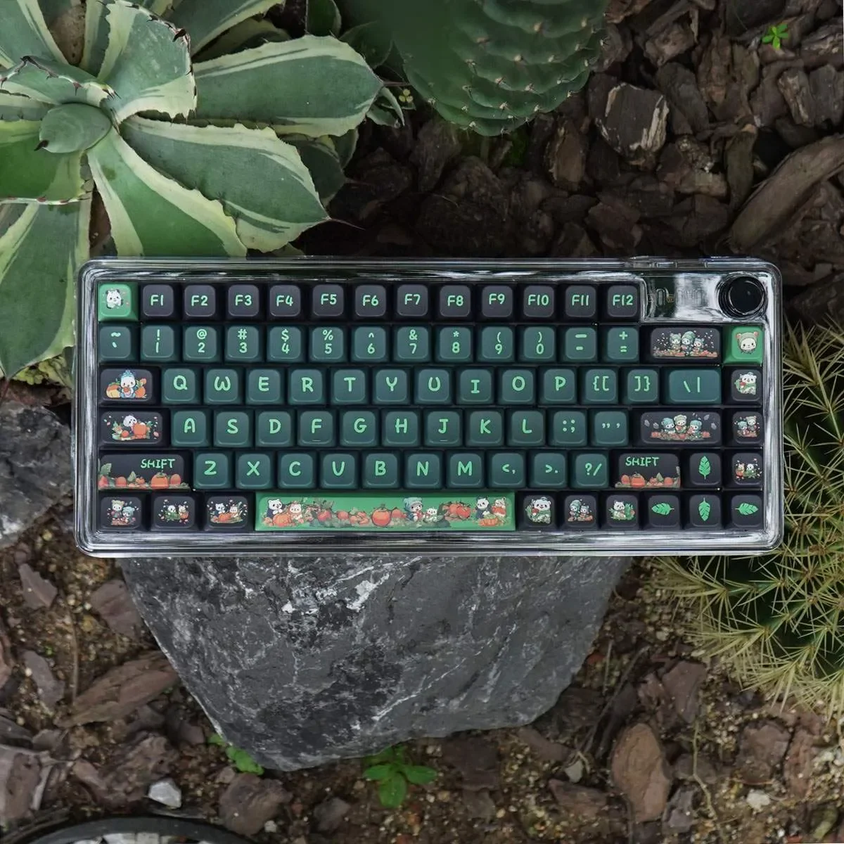 bear-farm-keycap-set-cover