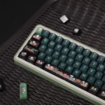 bear-farm-keycap-set-side