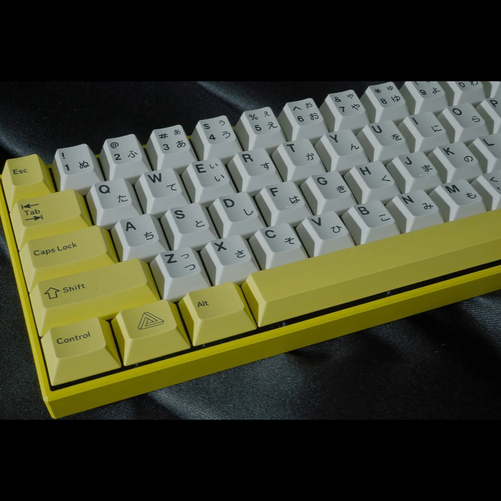 celery-summer-themed-oem-keycap-set-front