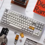 dieter-rams-t52-oem-keycap-set-upfront2