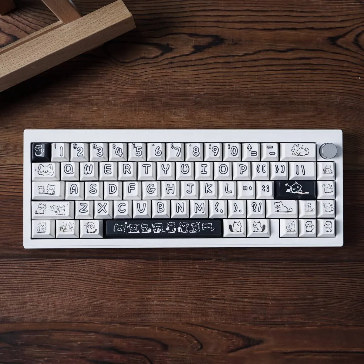 doodle-cat-oem-keycap-set-cover
