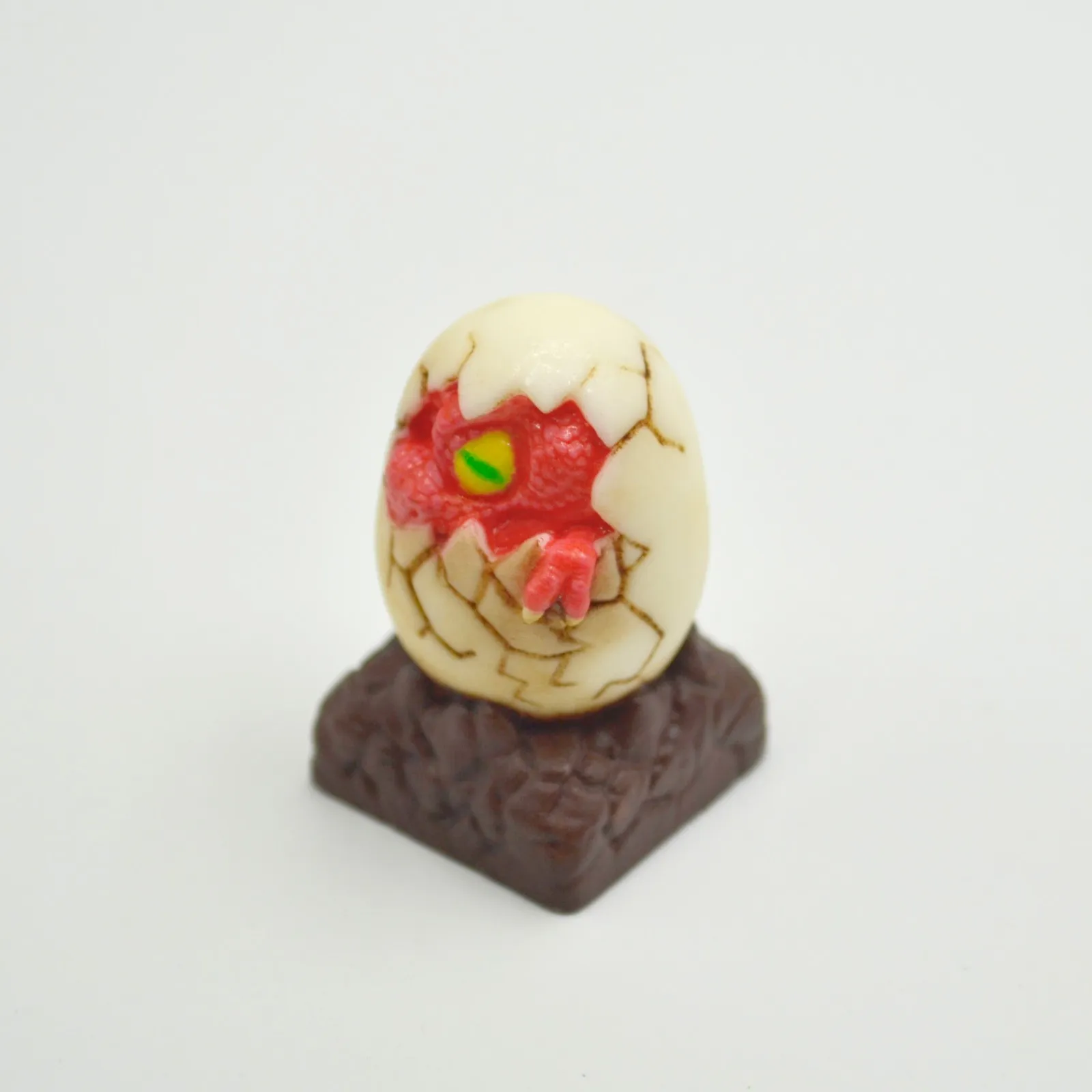 dragon-egg-keycaps-front
