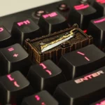 dragon-slaying-wargod-weapon-knife-keycap-side