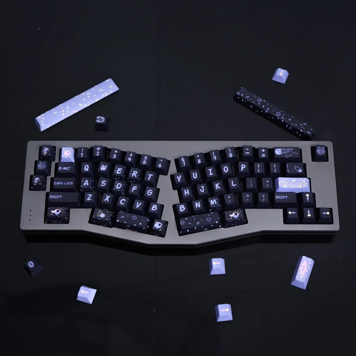dream-planet-oem-keycap-set-cover