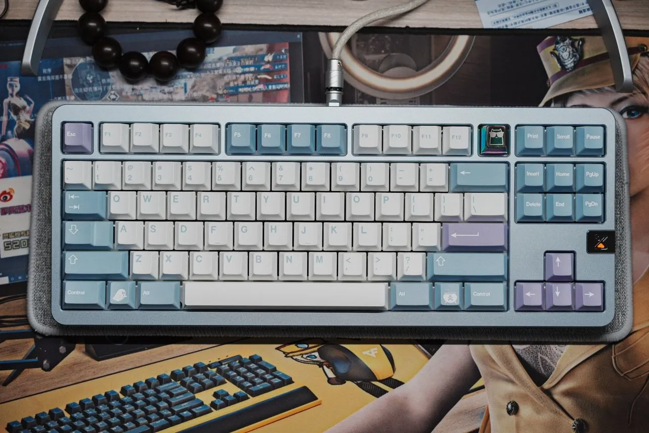 eccentric-themed-oem-keycap-set-cover