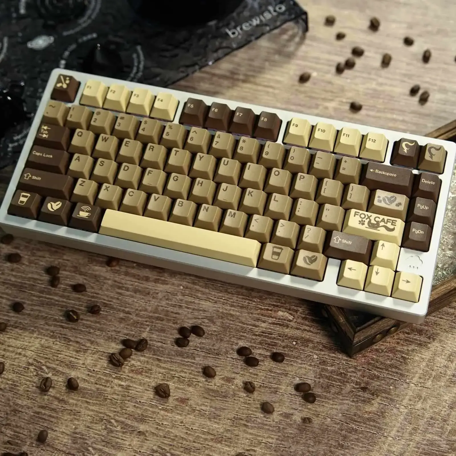 fox-cafe-oem-keycap-set-front3