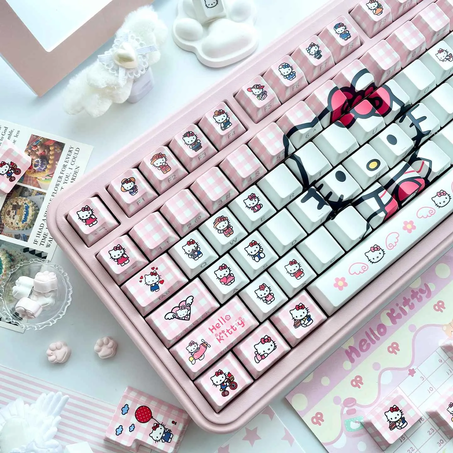 hello-kitty-character3-oem-keycap-set-side