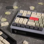 red-light-themed-oem-keycap-set-front2