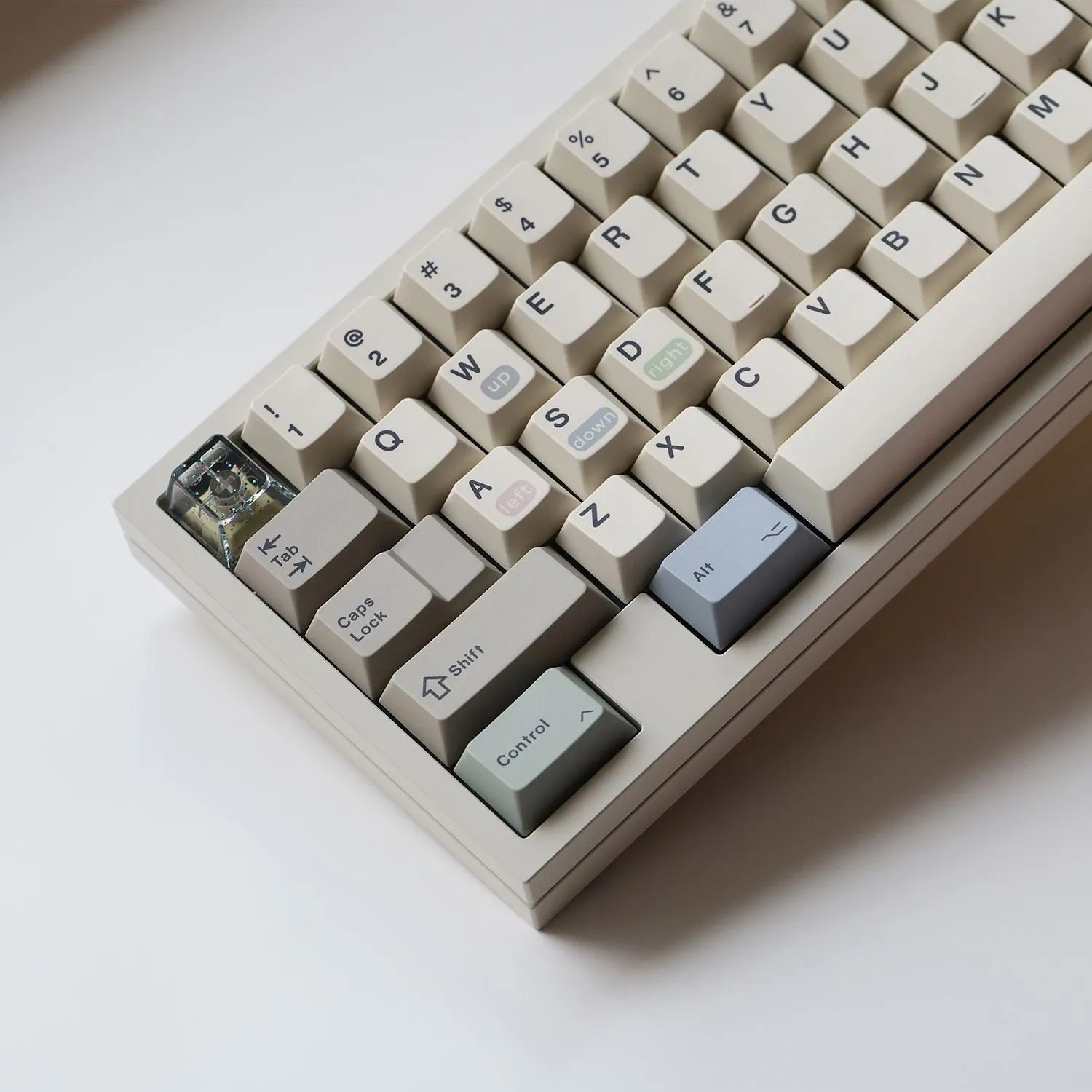 retro-language-oem-keycap-set-side