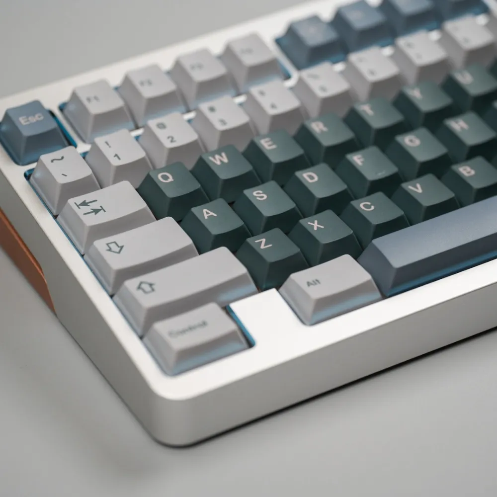 scorpio-glacier-grey-oem-keycap-set-side