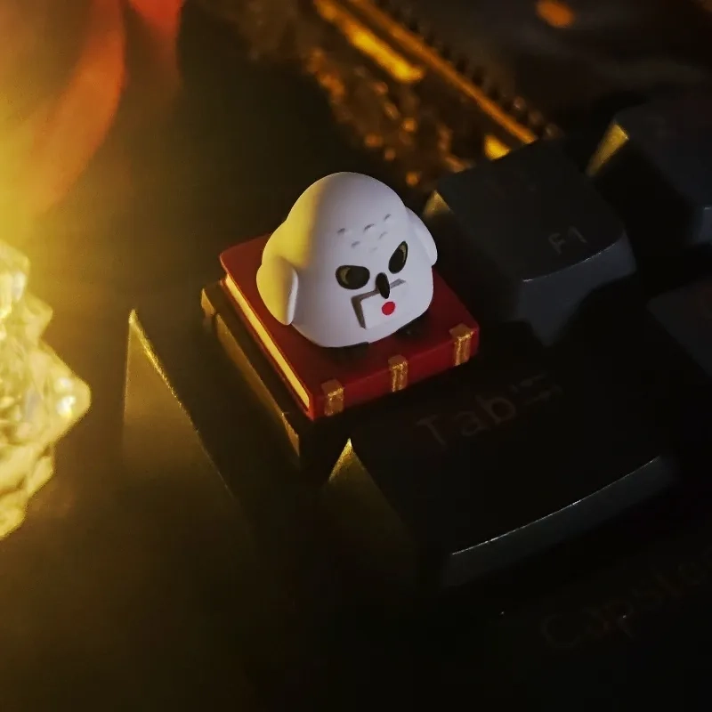 snowy-owl-keycap-side2