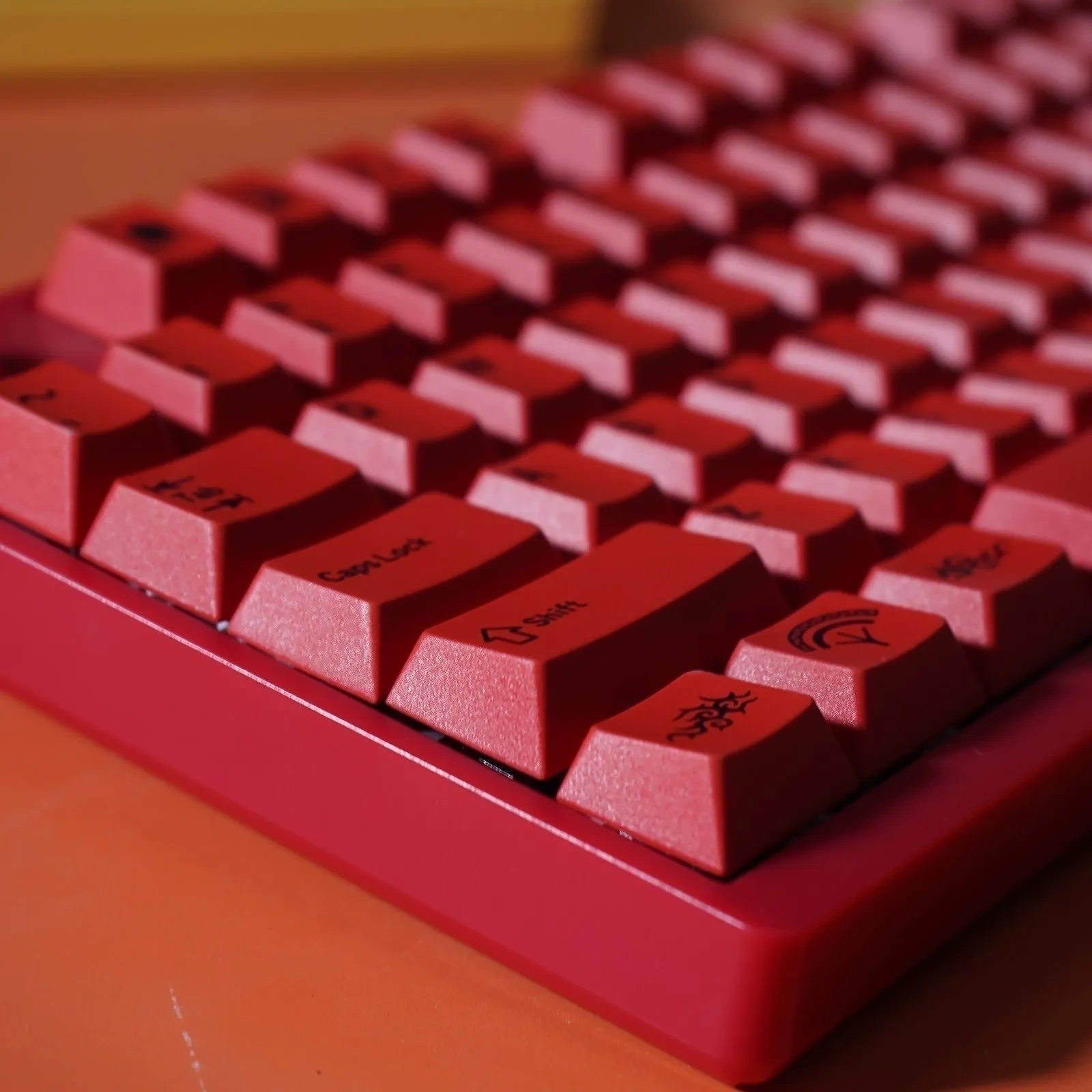 torch-dragon-oem-minimal-keycap-set-side