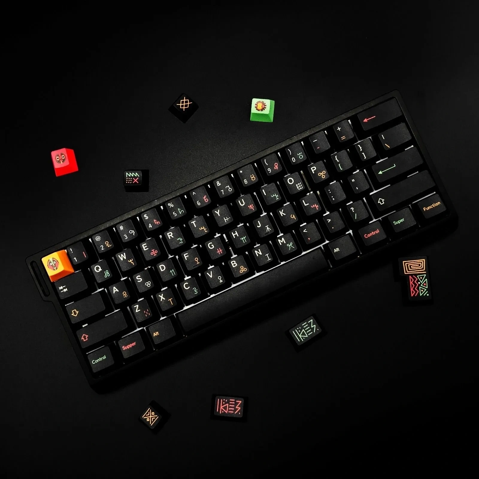 tribal-themed-oem-keycap-set-side