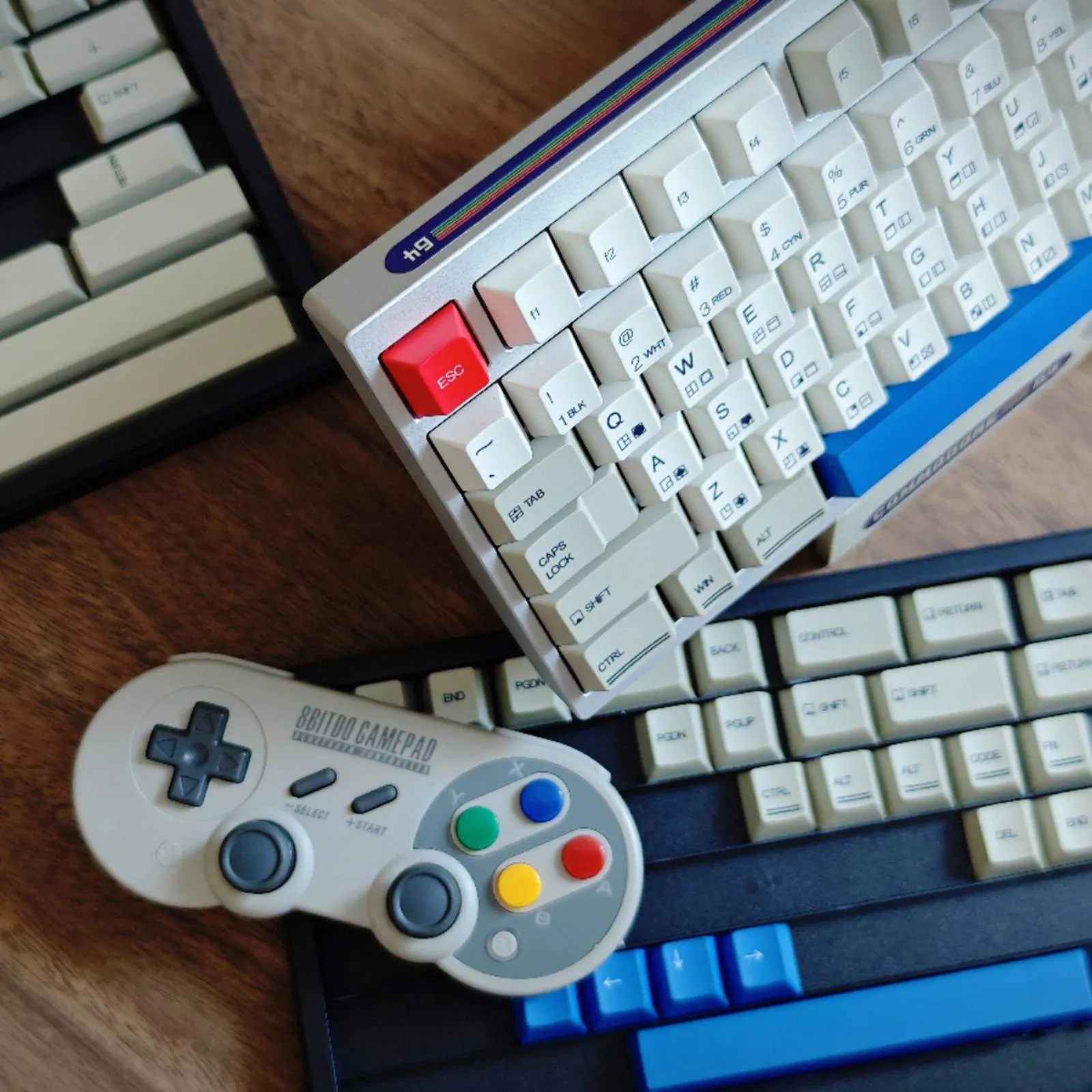 vintage-c64-oem-keycap-set-side
