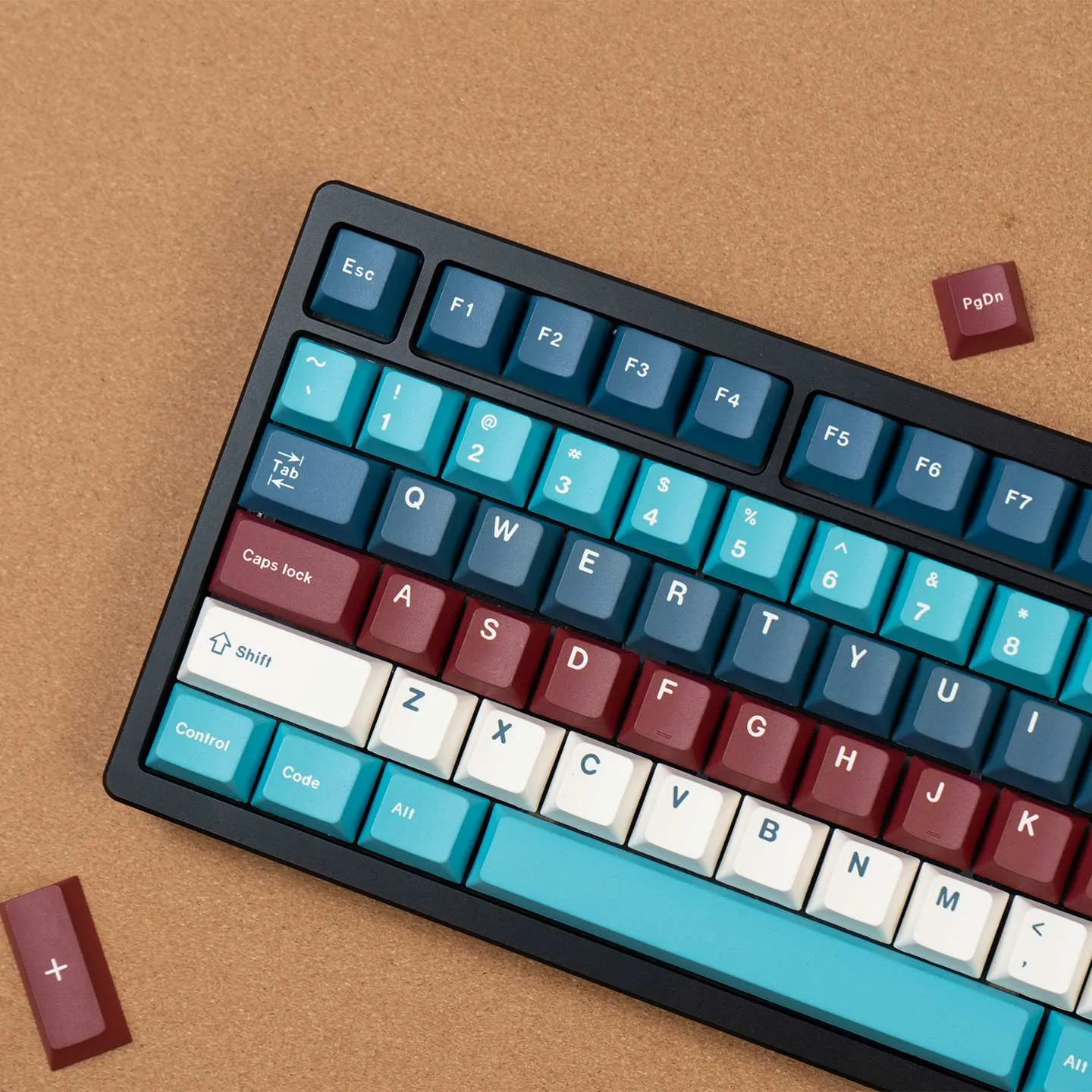 benxi-lake-oem-keycap-set-side