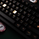 black-spade-ace-oem-keycap-set-side