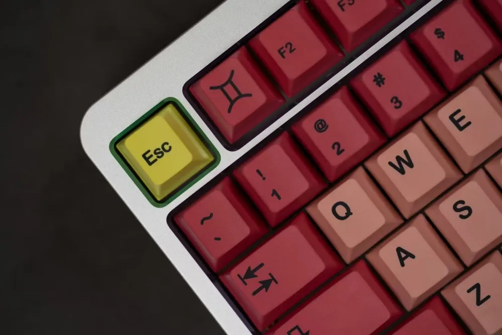 gemini-oem-keycap-set-side