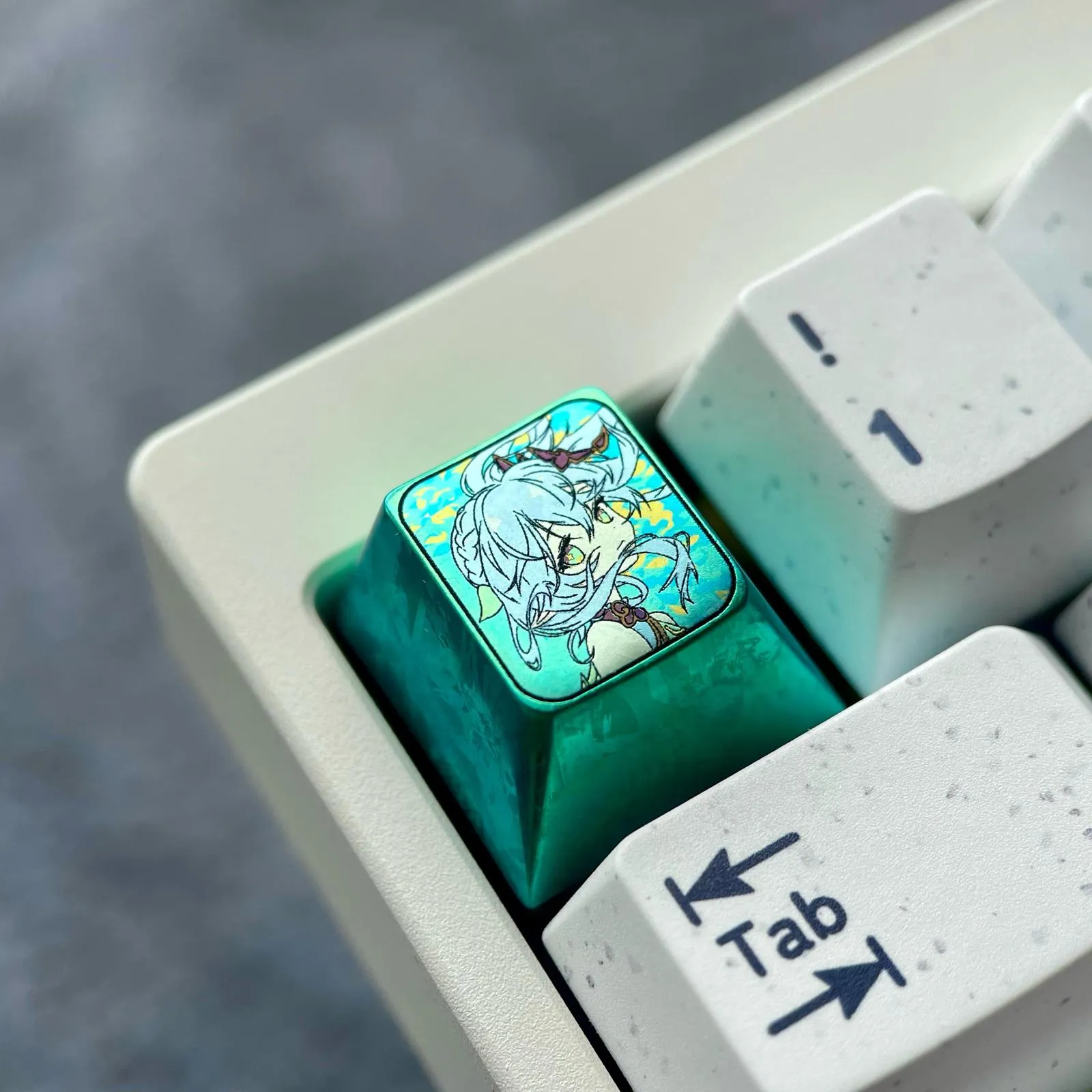 genshin-impact-cute-nahida-keycaps-side