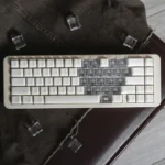 heart-shaped-white-jade-oem-keycap-set-1
