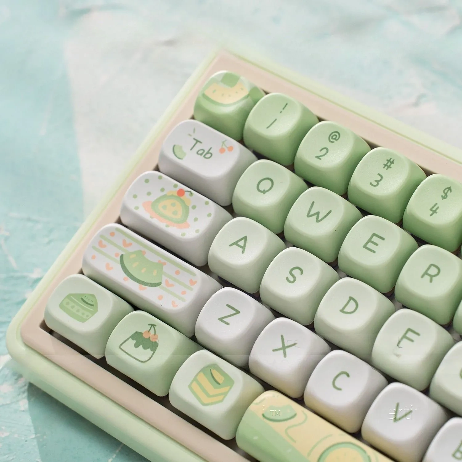 honeydew-ice-cream-xda-keycap-set-side2