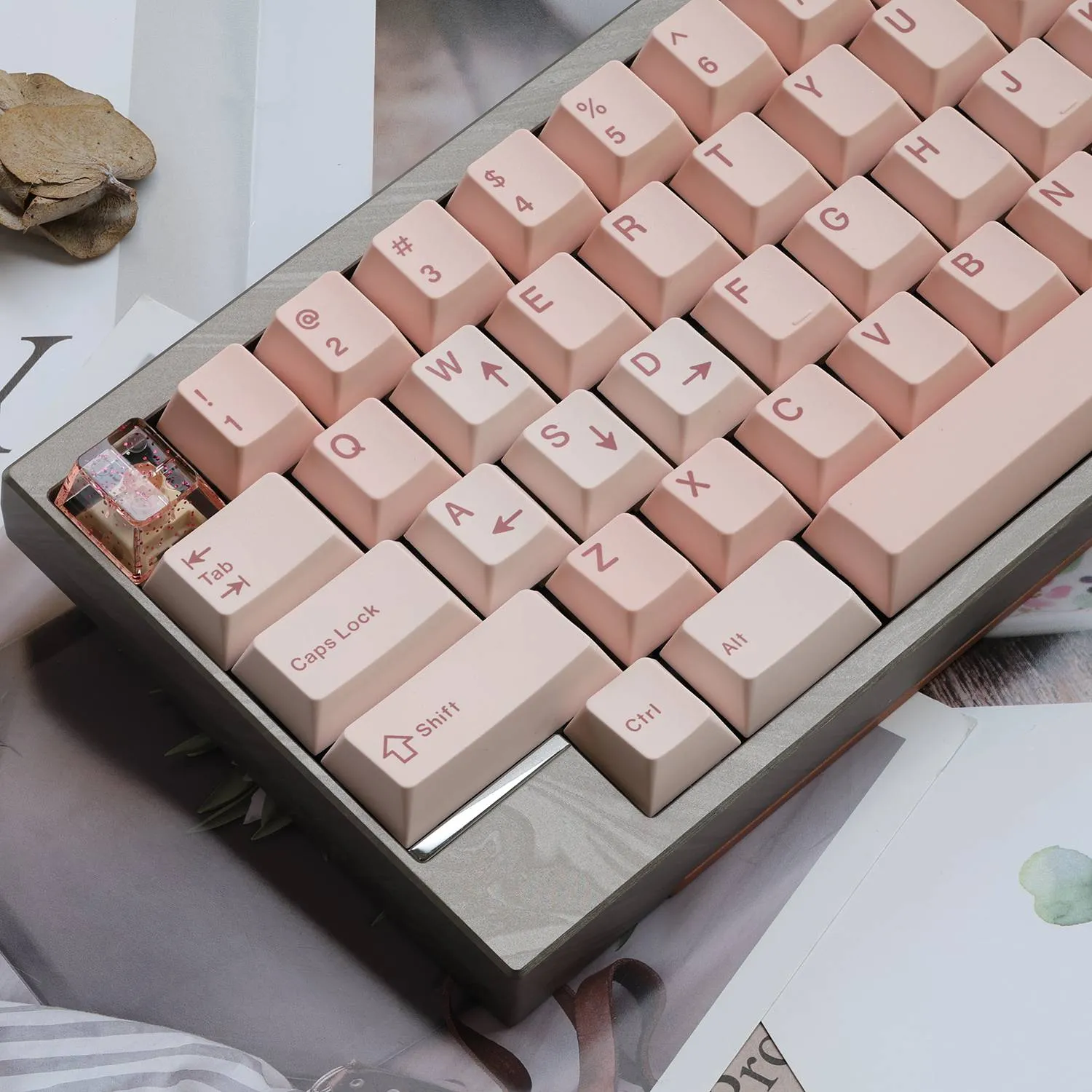 red-bean-valentines-day-oem-keycapset-side