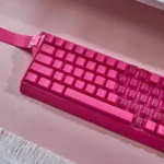 berryred-minimal-tri-mode-mechanical-keyboard-left