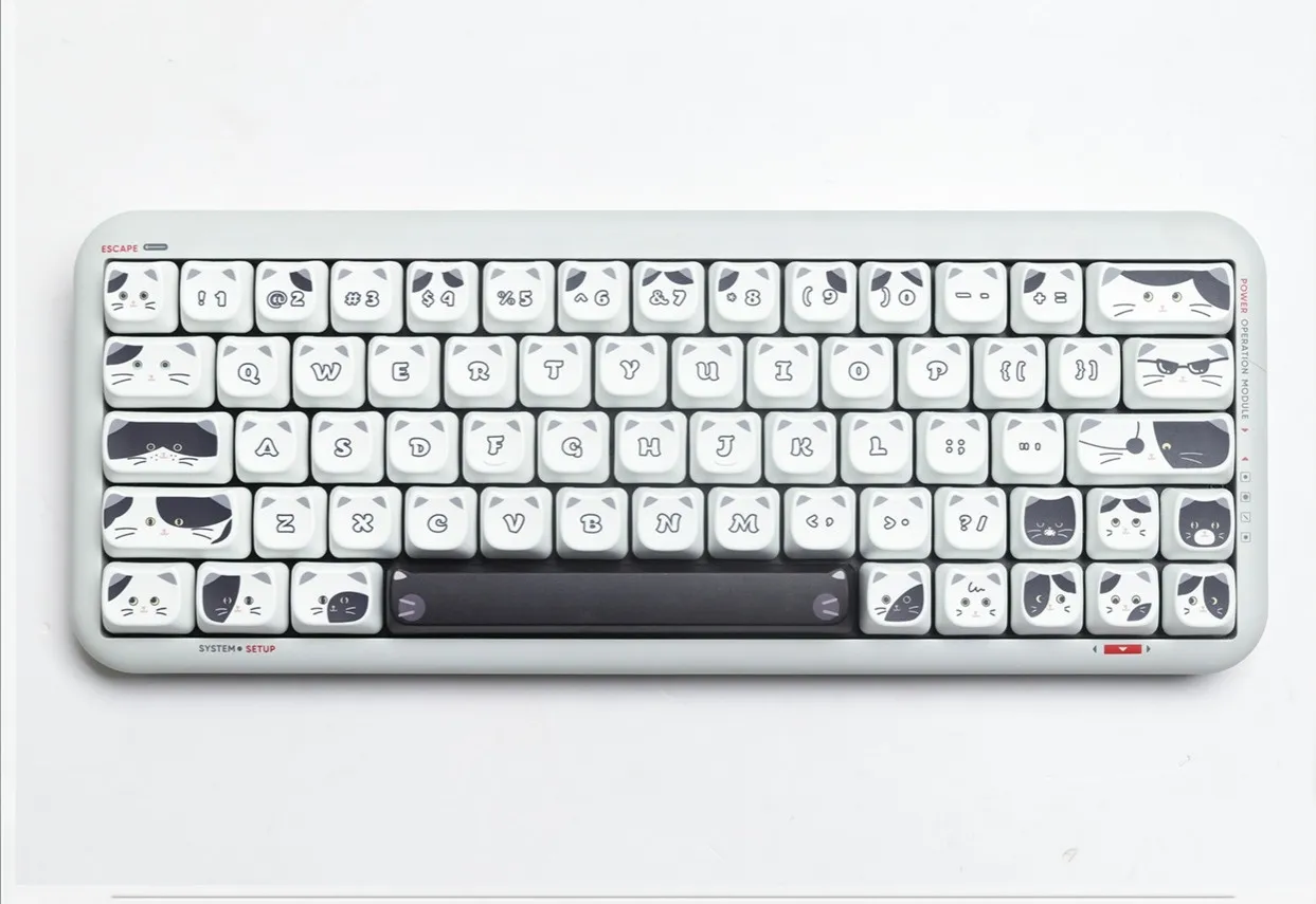 black-white-cat-mao-keycap-set-cover