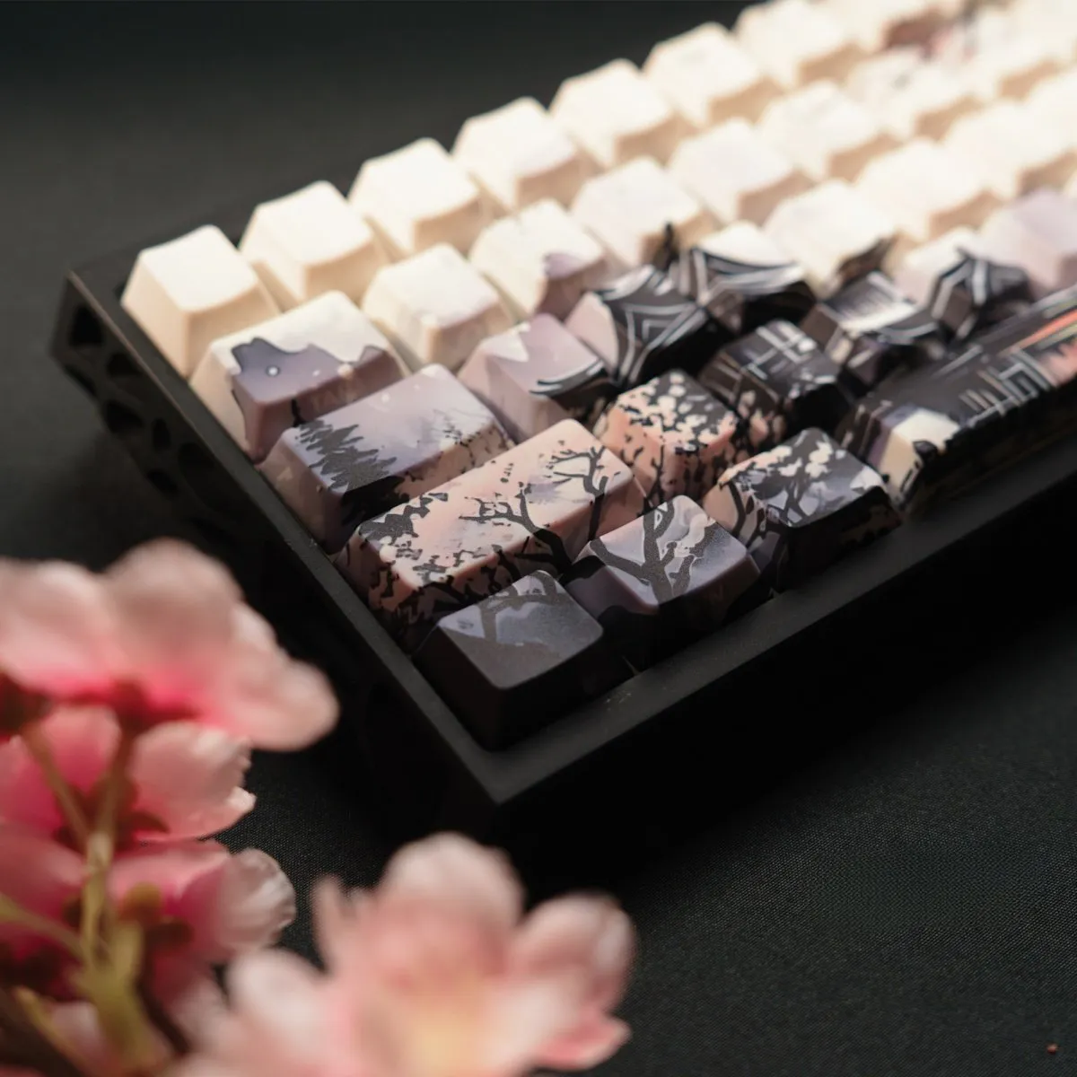 bright-moon-night-oem-keycap-set-side