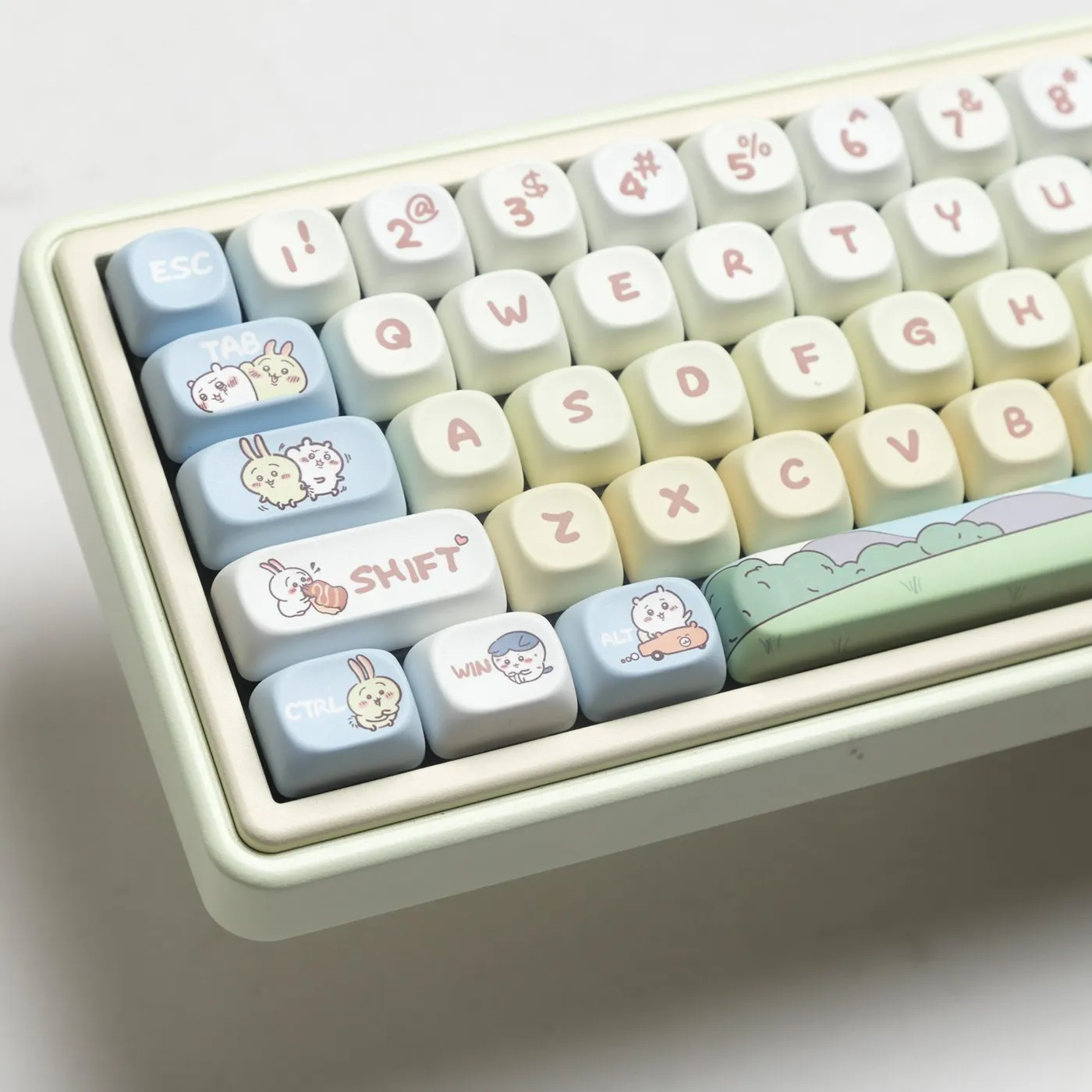 chiikawa-hachiware-moa-keycap-set-side