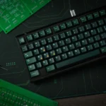 green-themed-minimal-keycap-set-side