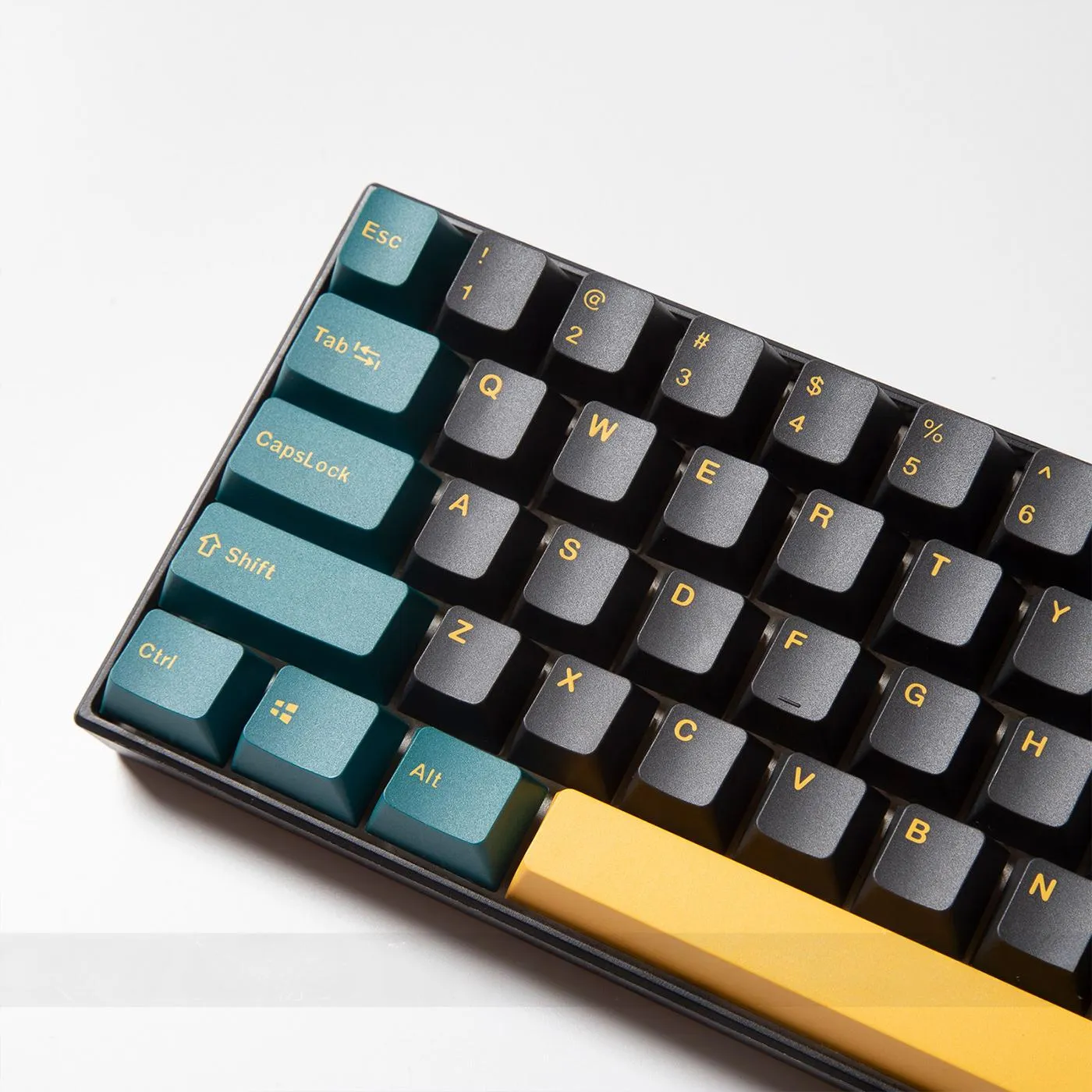 marrs-green-oem-keycap-set-side
