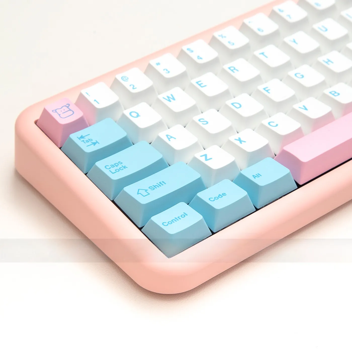 milk-cover-oem-keycap-set-side