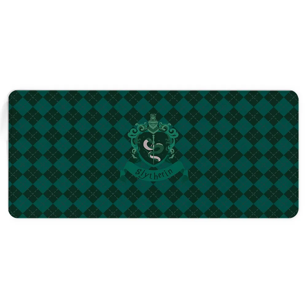 snake-themed-desk-mat-cover